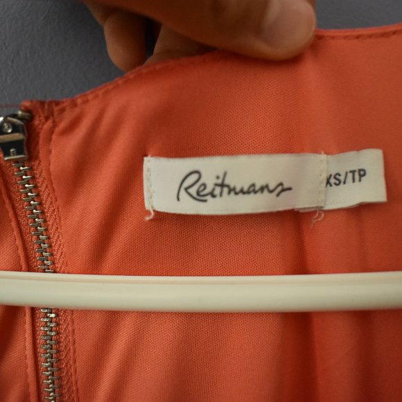 Reitmans Sleeveless Prom Dress - Picture 8 of 8